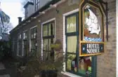 Cafe, hotel, restaurant en slijterij Nobel op Ameland is een begrip op het Wadeneiland Hotel Nobel (cafe, hotel, restaurant en slijterij) op Ameland is een begrip op het Wadeneiland